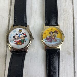 Disney 1997 / 1998 Cast Exclusive Holiday Celebration Watches Mickey Minnie